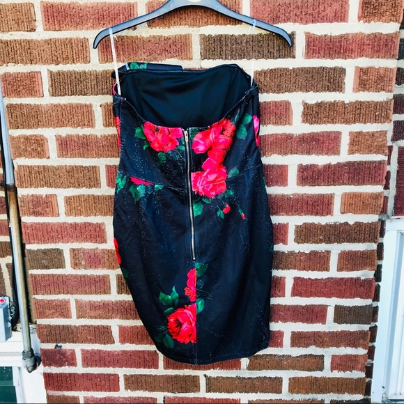 Charlotte Russe Floral Strapless Dress NWT - Picture 3 of 4